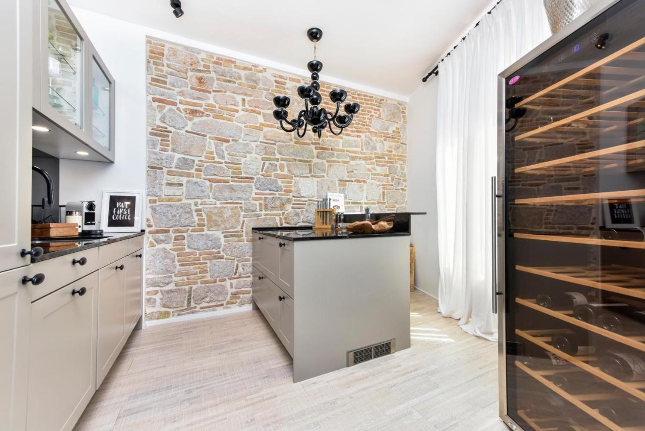 Luxury Apartment Sunce روفينج المظهر الخارجي الصورة